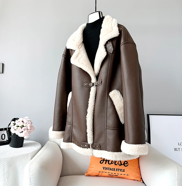 Female Real Fur  Biker Style Coat  Lady Women Sheep Shearling Coat Lamb Wool Composite Leather Jacket JT3432