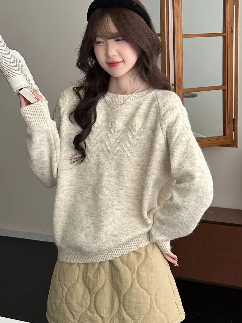 

Handmade Embroidered Pure Color round Ne Pullover Woolen Sweater Women's Autumn Winter Loose Soft Thi Knitted Top