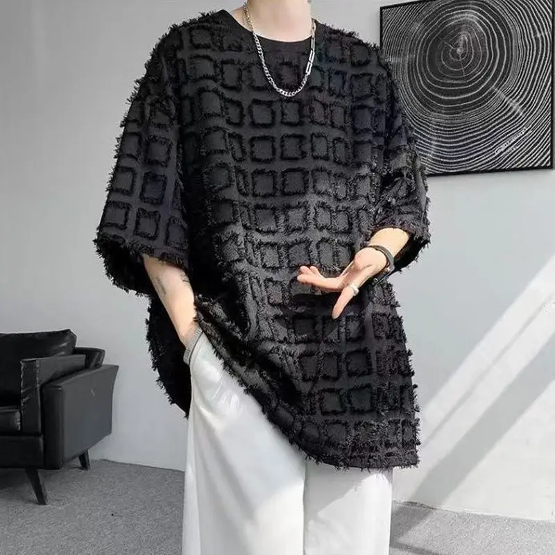 

2025 Summer Dark Short-sleeved T-shirt Men's Fragrance Cool High-end Design Student Heavy Neckline Handsome Half-sleeved Sleeves