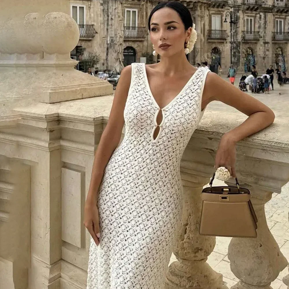 

Summer 2025 Sexy Sleeveless Hollow Knitted Beach Dress European American Style High-End Women Backless Knitwear