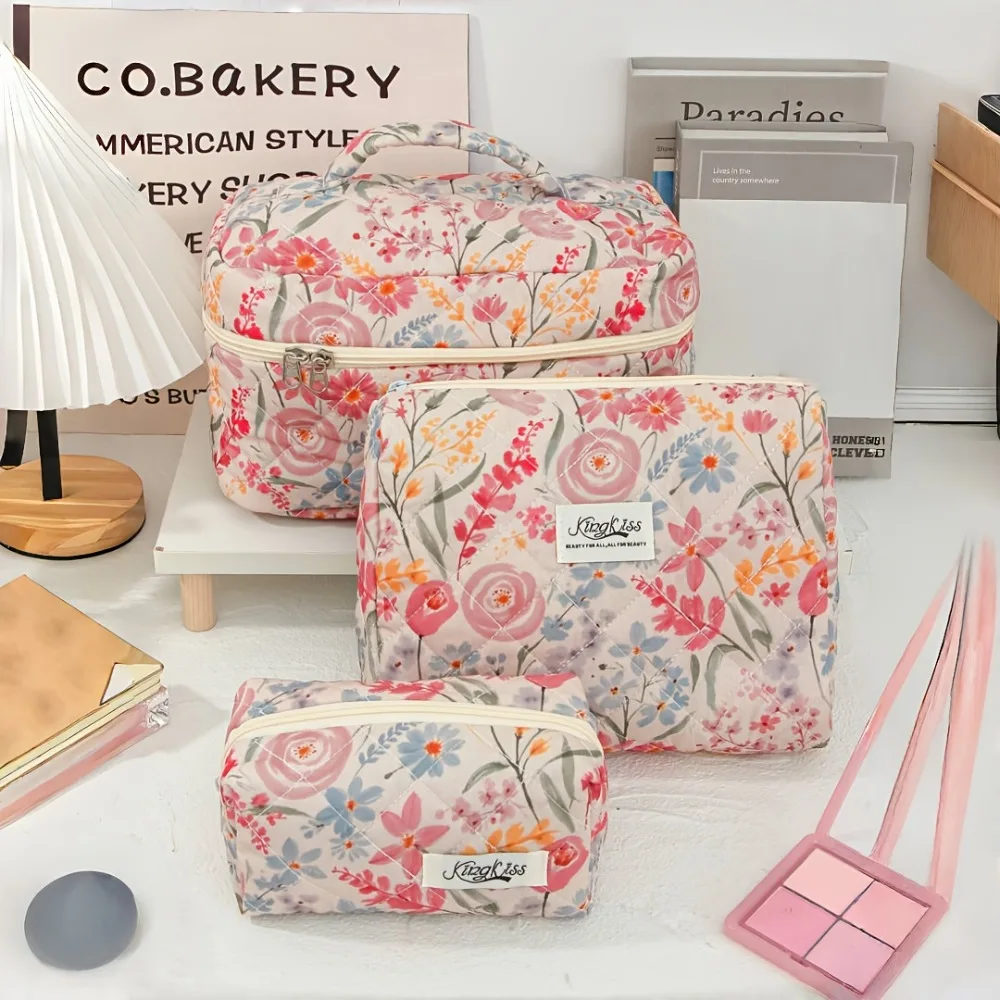 

Fashion Pink Flower Women's Clutch Bag Toiletry Makeup Tool Storage Pouch Portable Tote Travel Quilting Cosmetic Bag Handbag