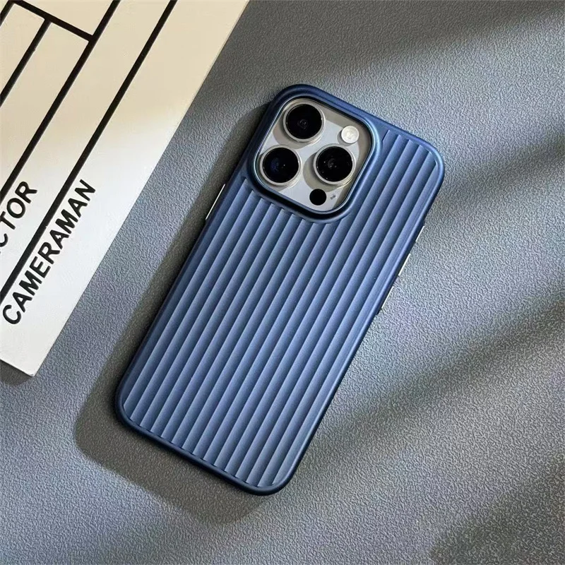 Luxe Strepen Metallic Verf Armor Case Voor iPhone 13 14 15 16 17 Pro Max Plus Schokbestendige Camera Beschermende Slanke Matte PC Cover