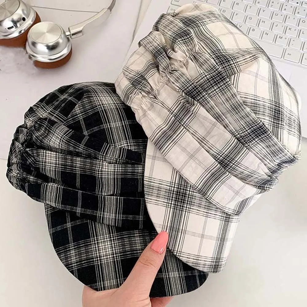 Vintage Looking Plaid Pleated Equestrian Hat Japanese Style British Style Peaked Flat Cap Versatile Retro Sun Protection Hat