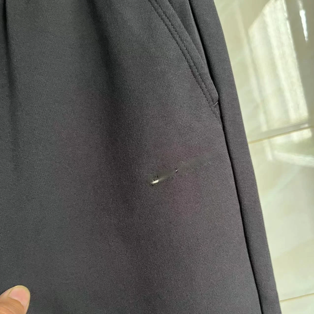 Męskie spodnie casualowe z prostymi nogawkami, elastyczna talia, materiał dresowy, długie spodnie, sezon jesieni, wygodne, oddychające ubrania.