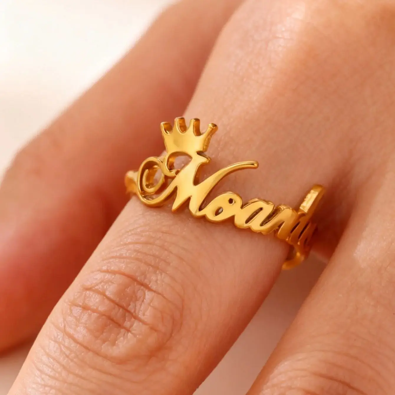 

Custom Crown Name Rings For Women Men Personalized Name Ring Stainless Steel Customized Jewelry Christmas Gift for Mom Daughte