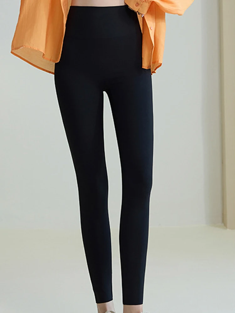 Nuovo 2025 pantaloni da yoga in seta di ghiaccio sottile a vita alta da donna modello pelle arca due kets vita alta controllo della pancia fitn estivo