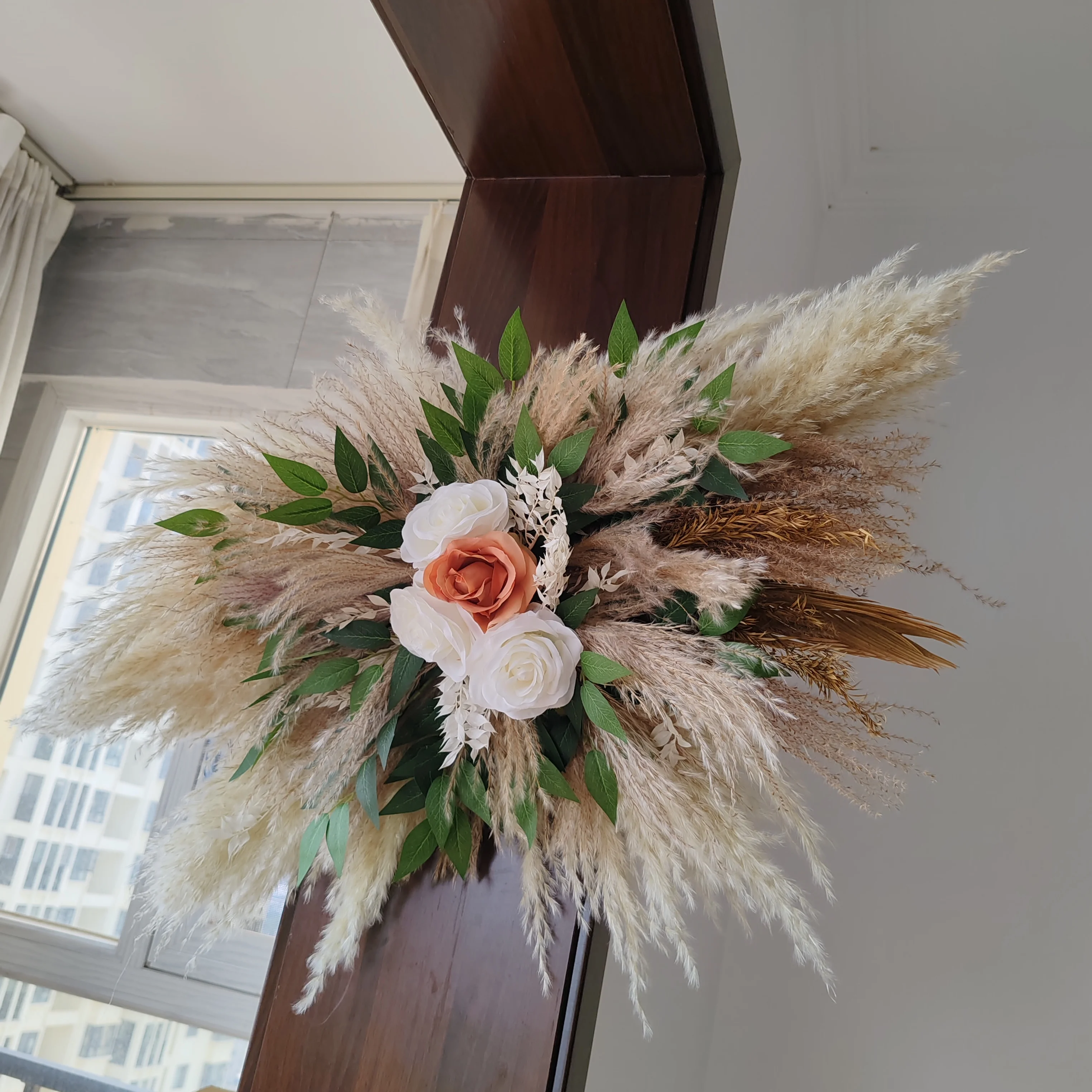 

Dried Flower Big Pampas Grass Fan Leaf Artificial Rose Floral Arrangement Wedding Arch Backdrop Wall Decor Corner Flower Row