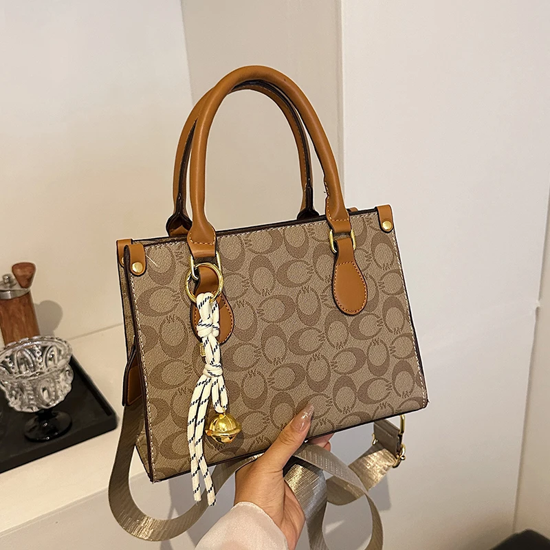 

Chic Elegant Designer Diaper Bag A Vintage Inspired Leather Crossbody Bag For Stylish And Fashionable Commuter Women