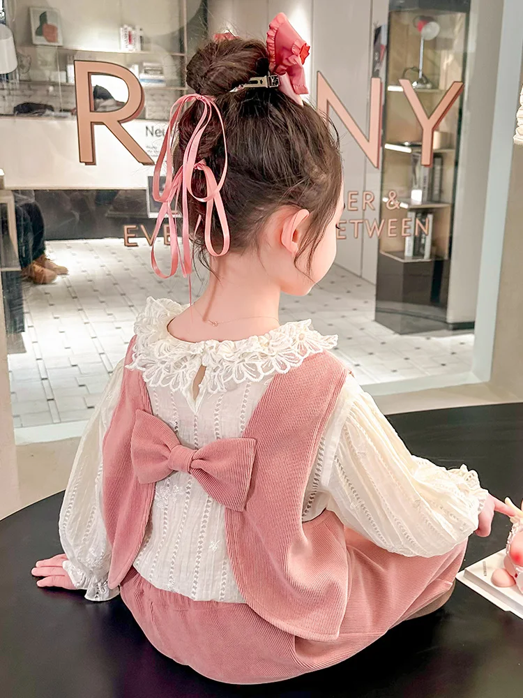 

Spring Faionable Girl's Tee-Piece Set Cotton Long Sve round Ne Hoodie And Pants Outfit for Kids under 7 Years Old