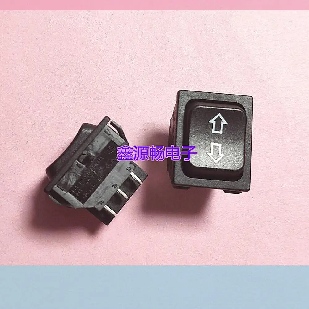 

Original New 100% R13-87I 6pin 3gear rocker switch car electric door double-sided reset R13-87