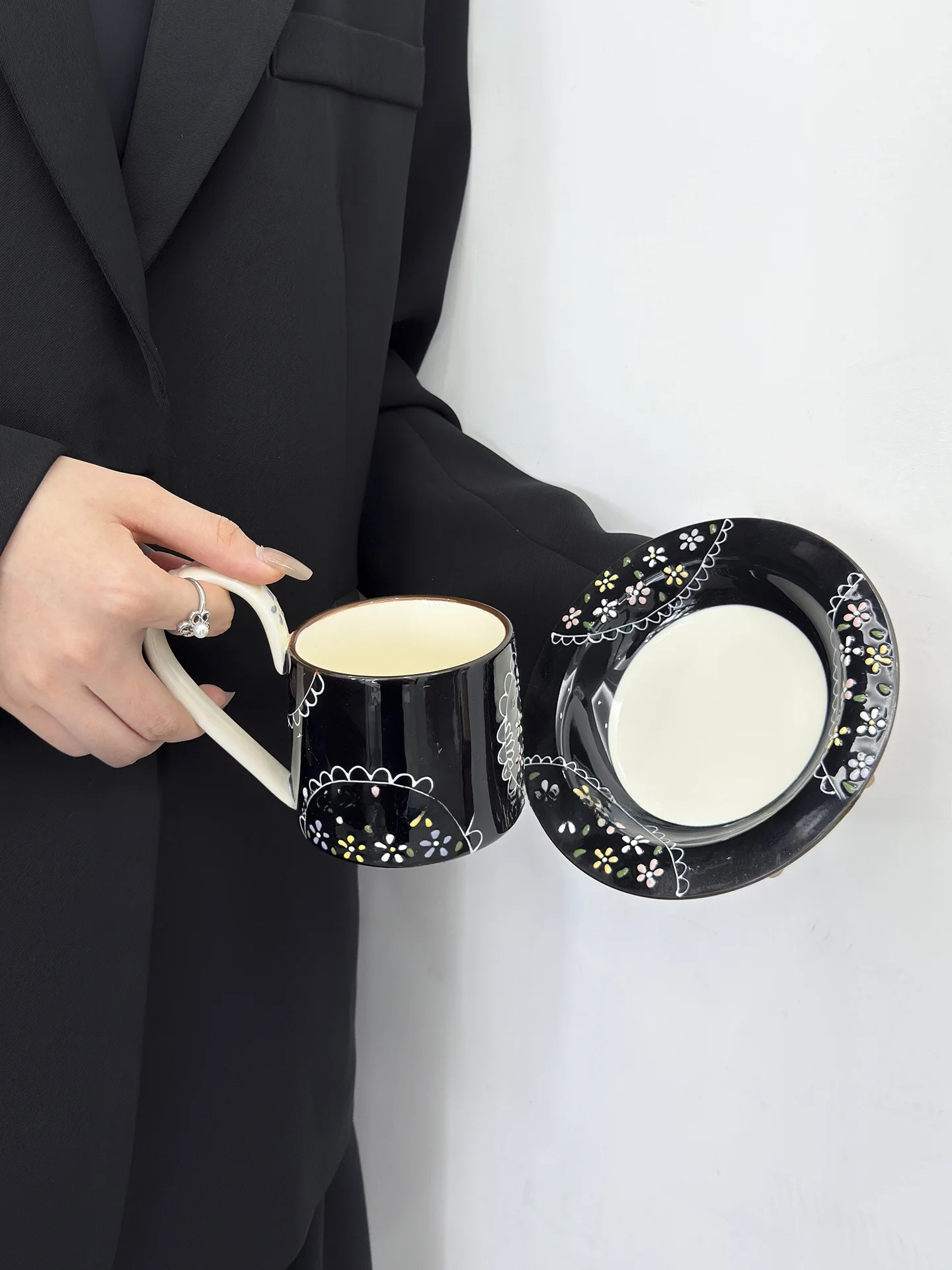 Flower Ceramic Coffee Cup Set with Saucer Simple Style Afternoon Tea Cup Gift Cup for Office Home Outdoor Use