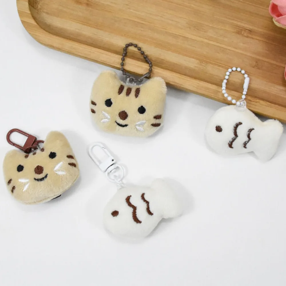 Kawaii Little Cat and Fish Plush Toy Keychain Cute Creative School Bag Hanger Keychain Friend Couple Gift Keyring