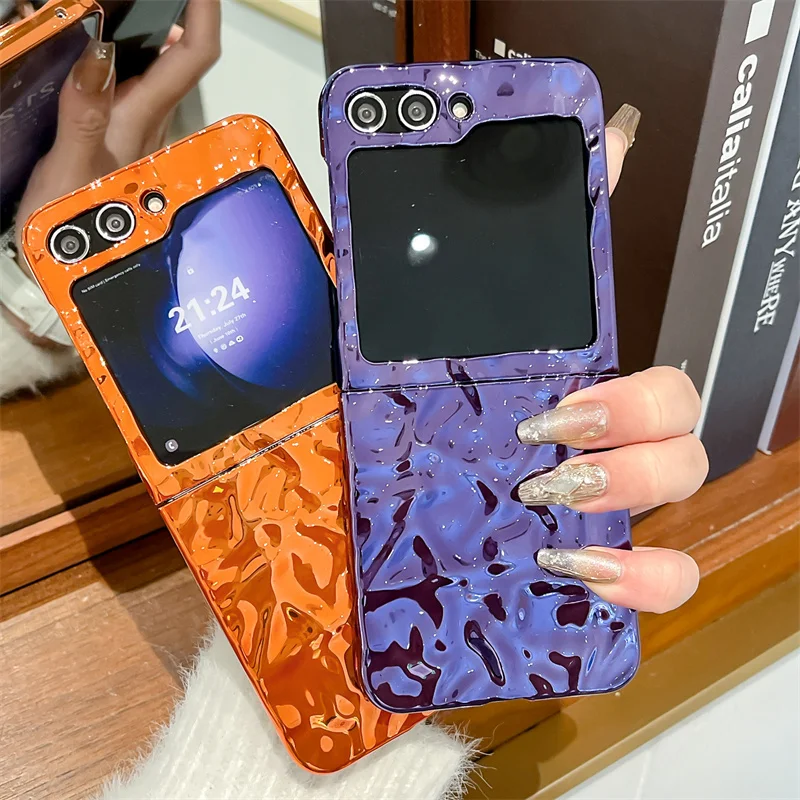 

Fashion Plating Water Ripple Texture Phone Case For Samsung Galaxy Z Flip 7 6 5 4 3 ZFlip6 ZFlip7 Cover with Chain Cute Protecti