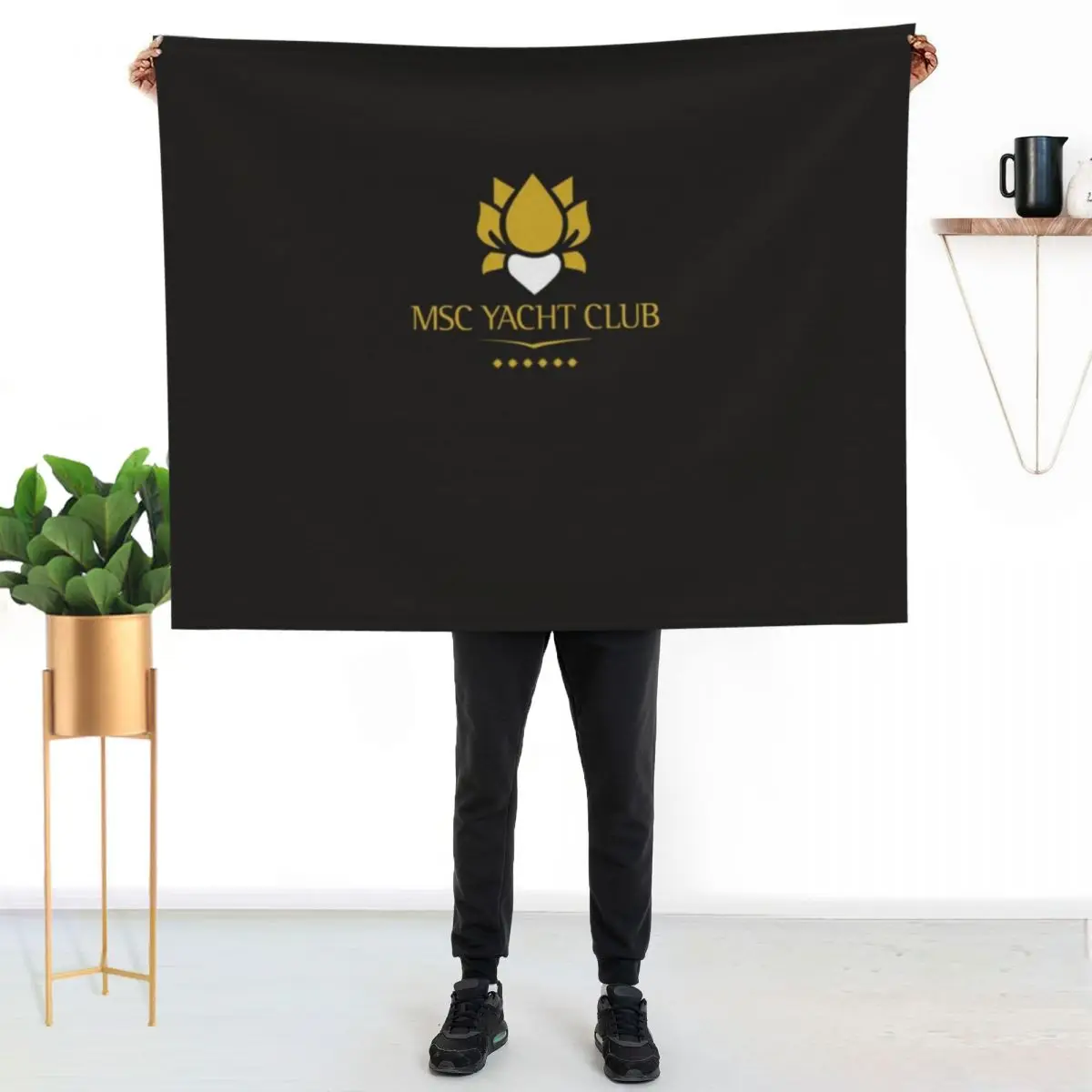 MSC Yacht Club Logo Design Classic T-Shirt Throw Blanket Sleeping Bag Bed covers Hairys Fashion Sofas decorative Luxury Blankets