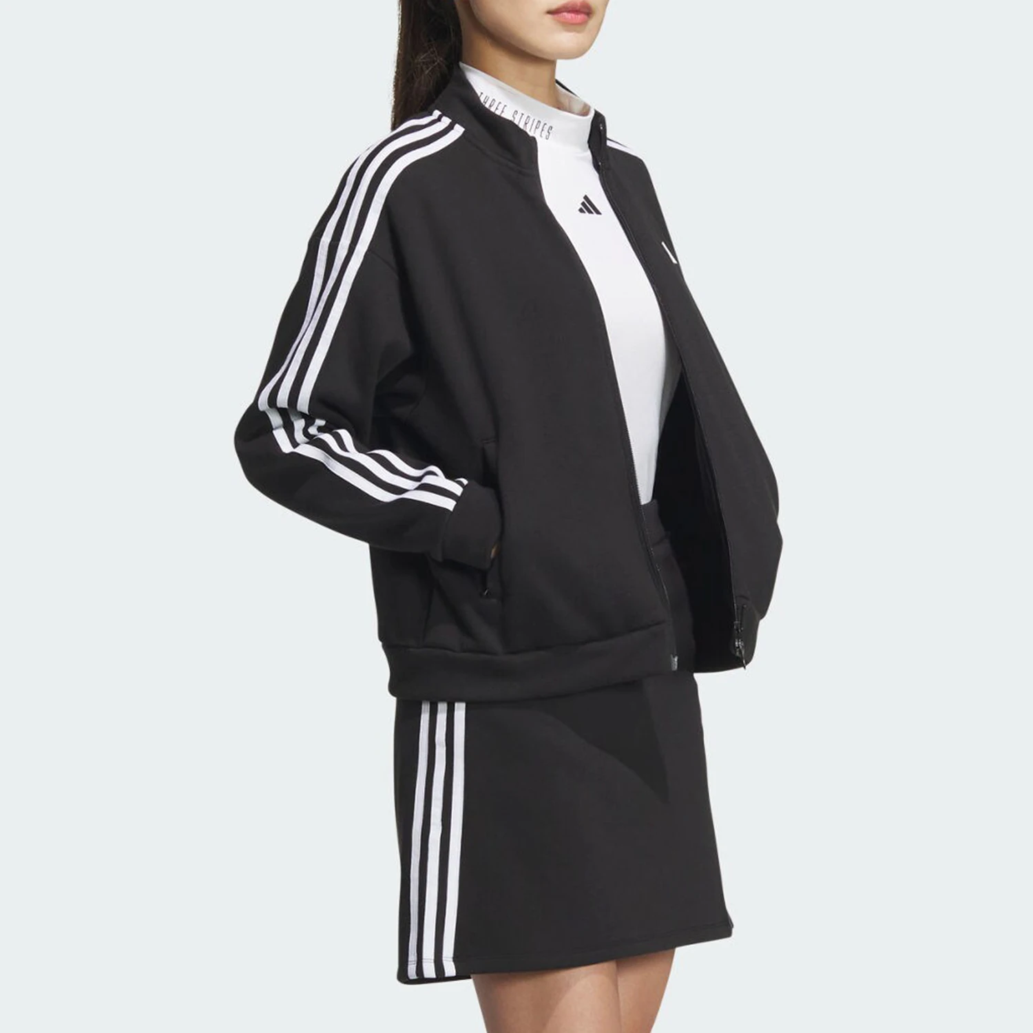 أديداس حقيقية 2024 مجموعة الترفيه الكلاسيكية الجديدة للمرأة في الهواء الطلق IY3742