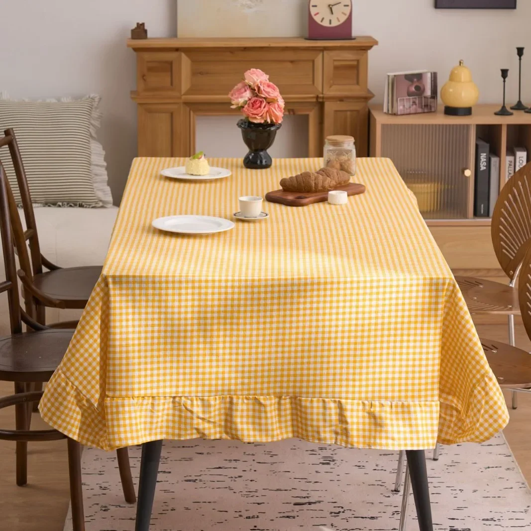 Thumbnail 2 - #17 Table Linens Comparison Guide