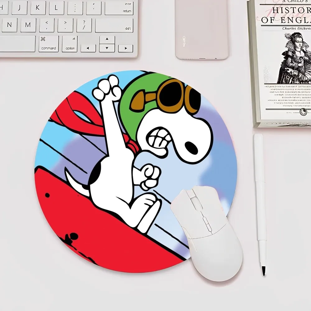 

Cartoon-S-Snoopys Mousepad Small Round Speed Version Game Computer Keyboard Office Table Mat PC Laptop Mouse mat Desktop Mat