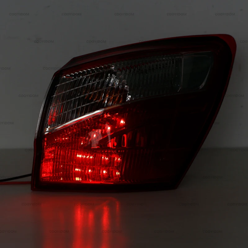 Tail Light Outer Side Rear Brake Light Turn Signal Fog Lamp For Nissan Qashqai 2010 2011 2012 2013 2014 EU Version Accessories