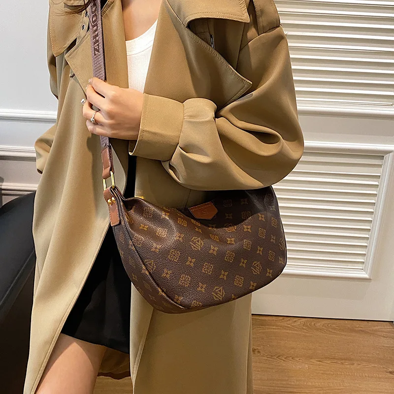 Cross-border Retro Color Block Jiaozi Bag New Fashion Large Capacity Crescent Bag Casual Shoulder/Sling Bag