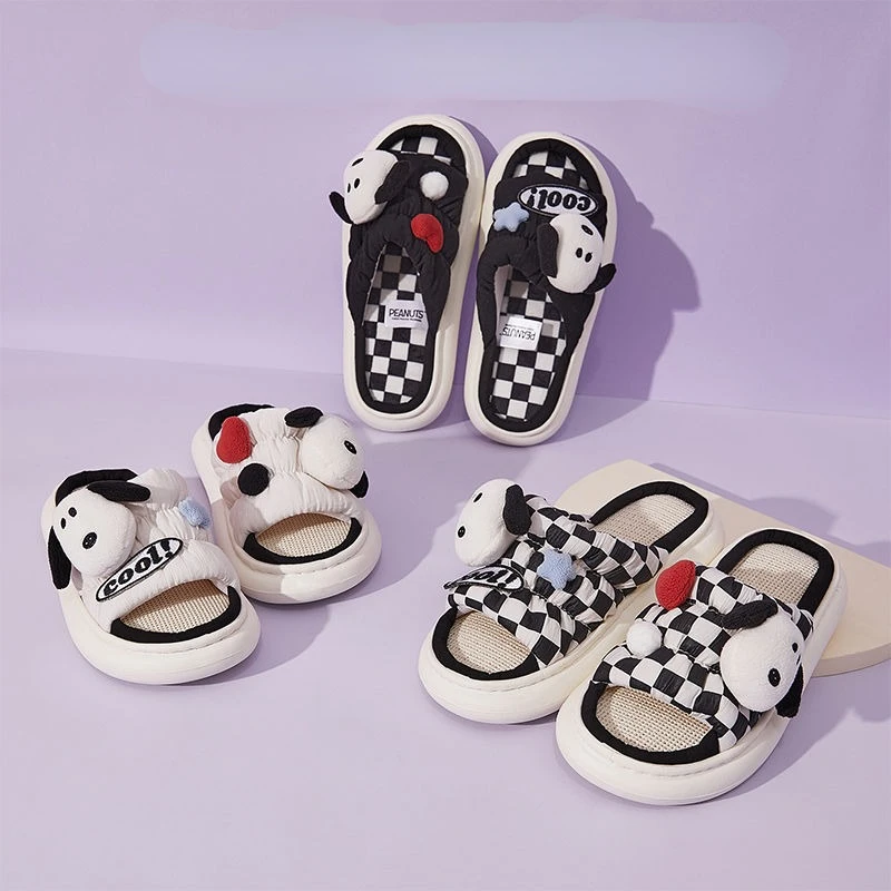 

Cute Snoopy new creative personalized cartoon women's thick-soled home fashion high-value can be worn outside linen slippers