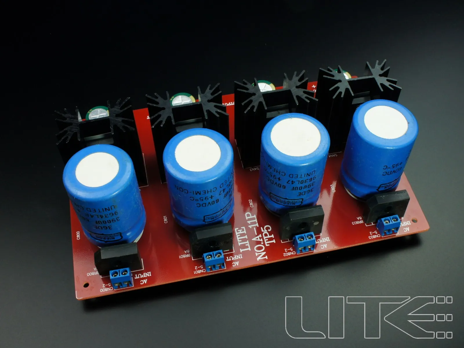 TP5 4-channel High-current Regulated Power Board with 5-35V Adjustable 5A Current.