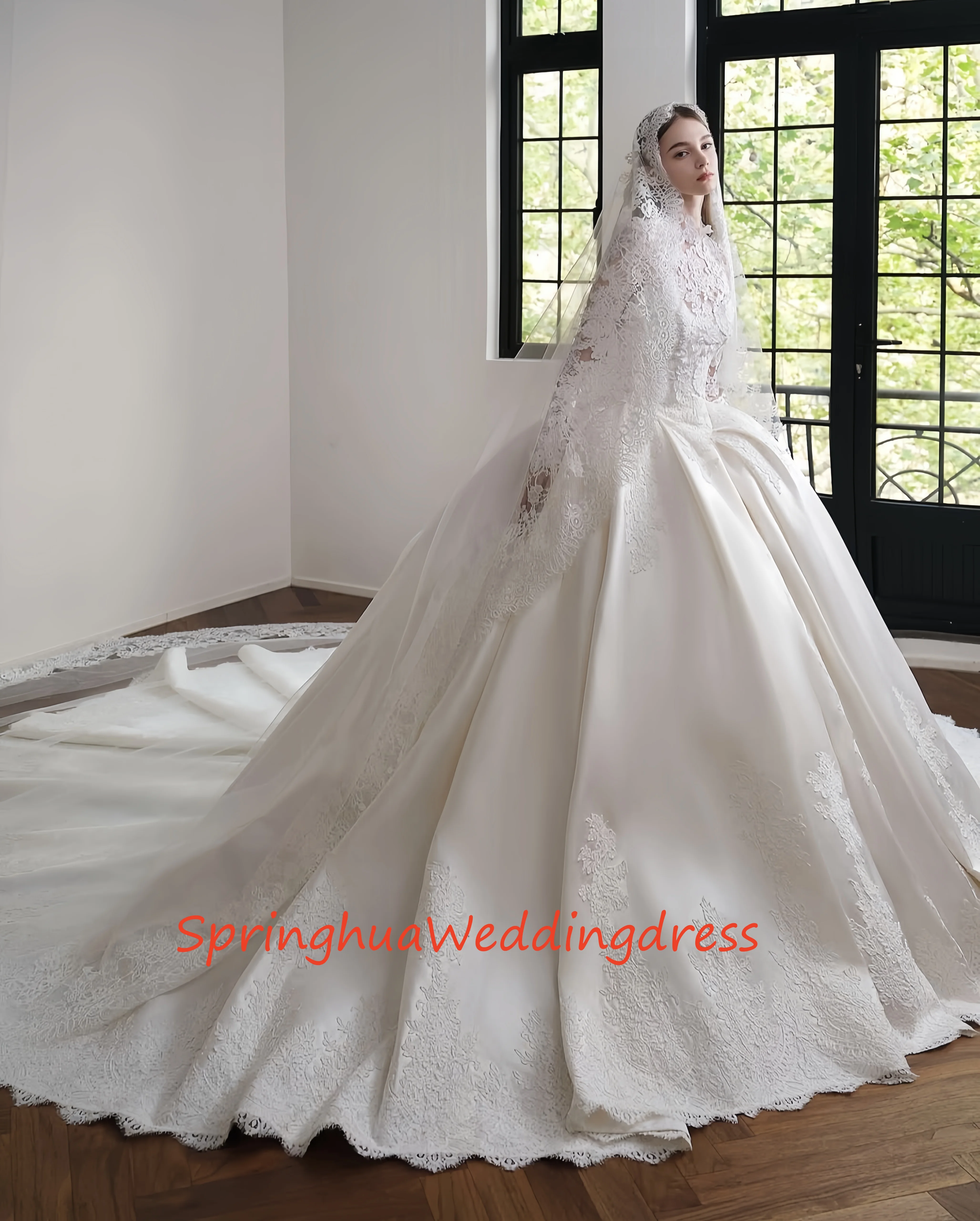 Op maat gemaakte elegante bruidsjurken, tweedelige trouwjurken, appliqué geborduurde gezwollen rokken, balfeestjurken, kerkfoyer g