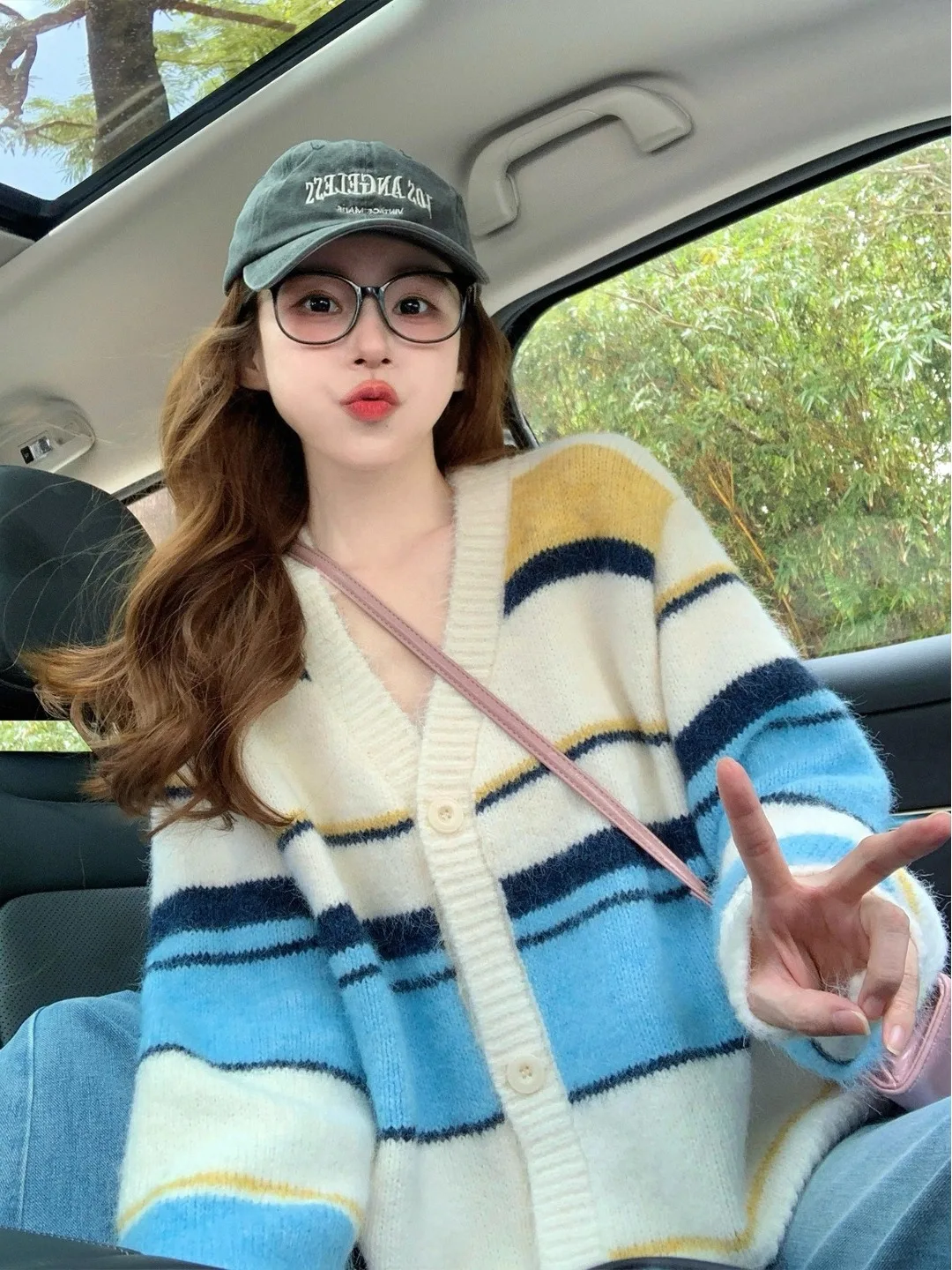 

Soft Cozy V-Ne Striped Knitted Sweater Coat Women's Loose Fit Autumn Winter Retro Open Cardigan Faion Ladies' Knitwear
