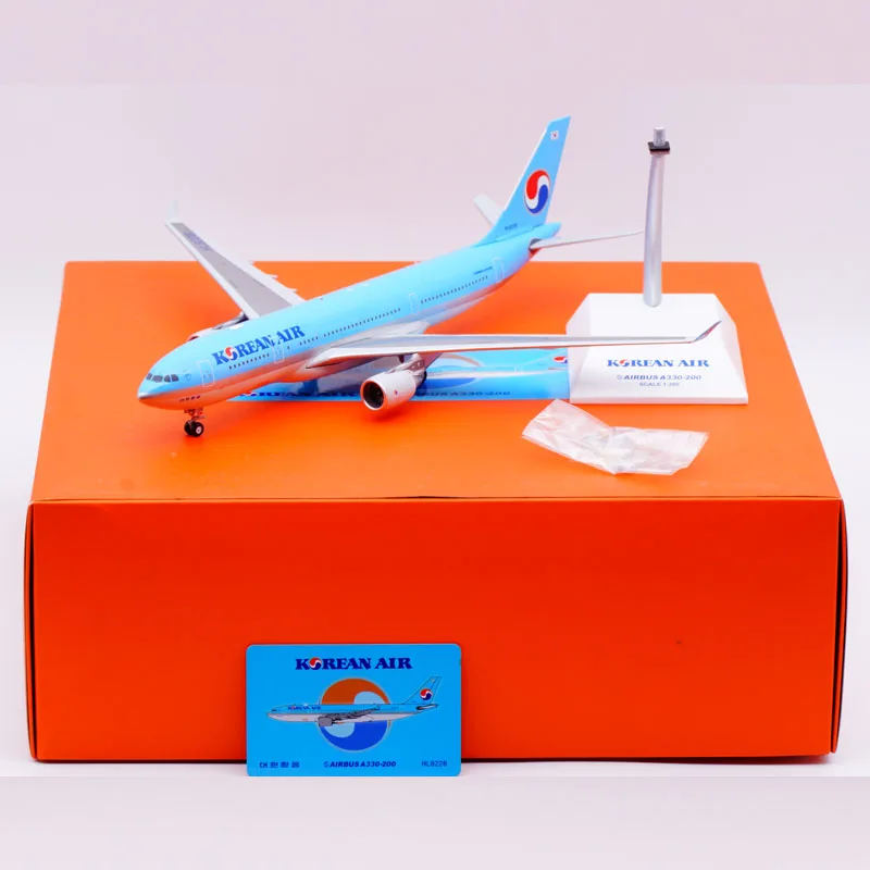 EW2332002 Alloy Collectible Plane Gift JC Wings 1:200 Korean Air 