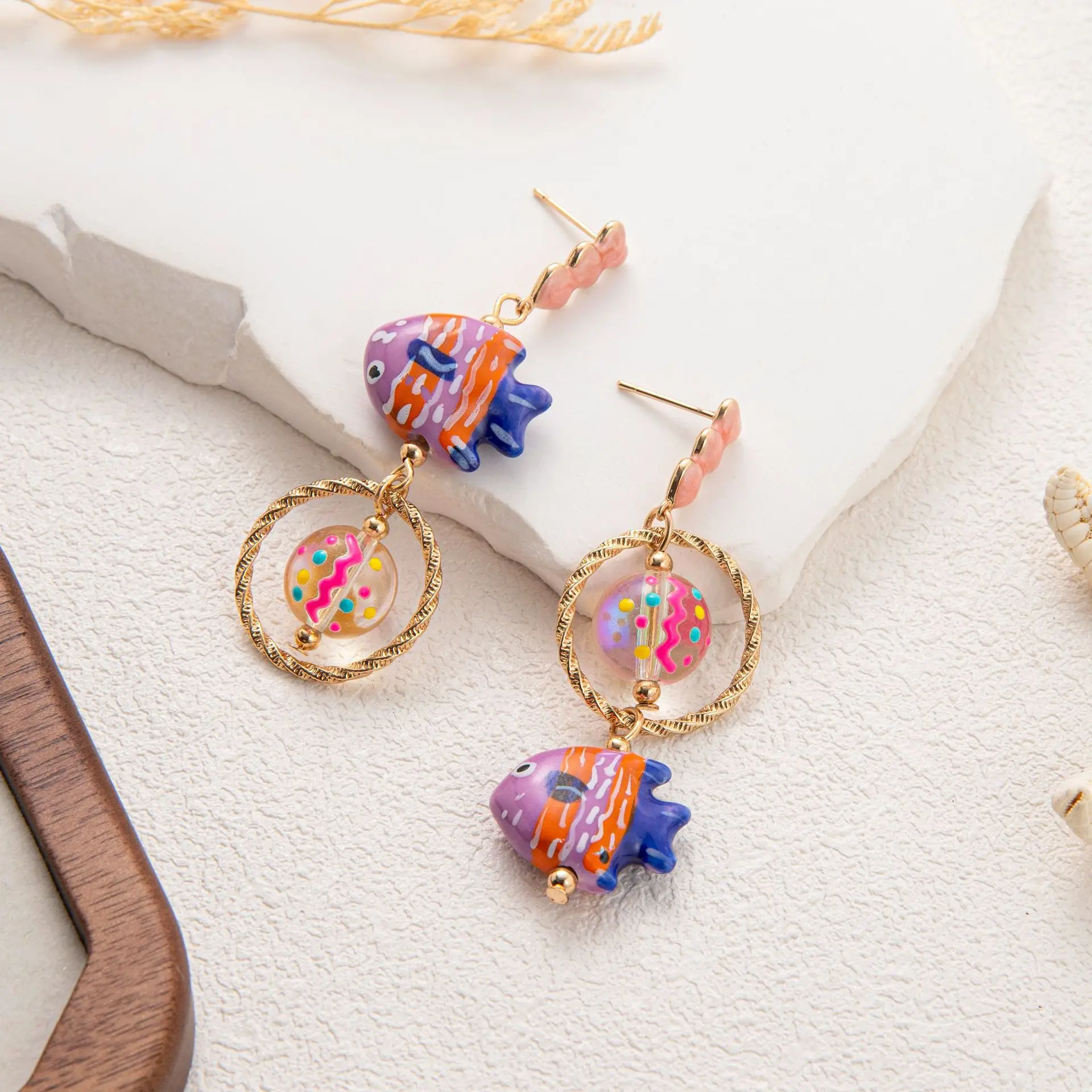 Clown Fish Dangle Earrings for Women Girls Pink Retro Heart Drop Earring New Fashion Deep Sea Fish Pendant Earrings Gift Jewelry