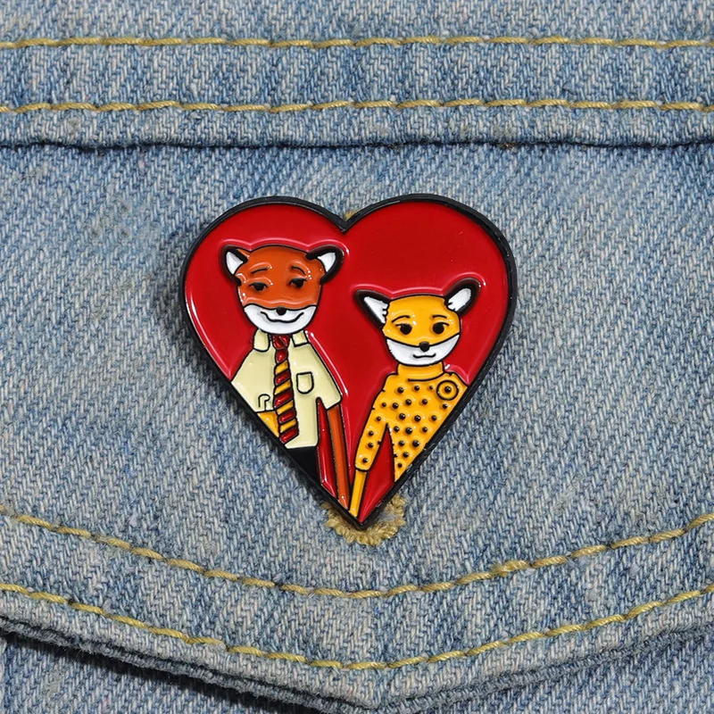 Comedy Movies The Fantastic Mr Fox Couple Love Brooch Enamel Pin Funny Heart Badge Lapel Jewelry Accessories Gift Wholesale