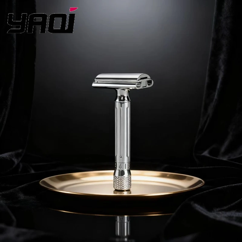 Profesjonalna maszynka do golenia YAQI Avanti ze stali nierdzewnej, regulowana, o wadze około 111 g, długości 78 mm, z wygodnym uchwytem zapewniającym precyzyjne golenie.