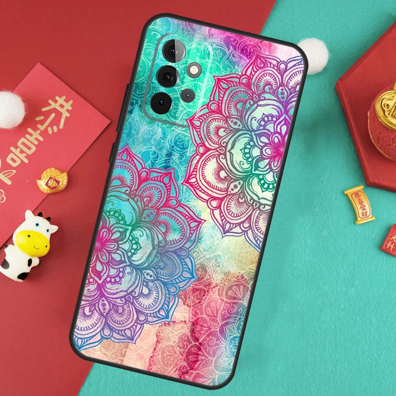 Eleganckie etui Mandala Floral Design dla Samsung Galaxy A13 A33 A53 A15 A25 A35 A55 A54 A34 A14 A71 A51 A12 A32 A52 Cover — zdjęcie 3