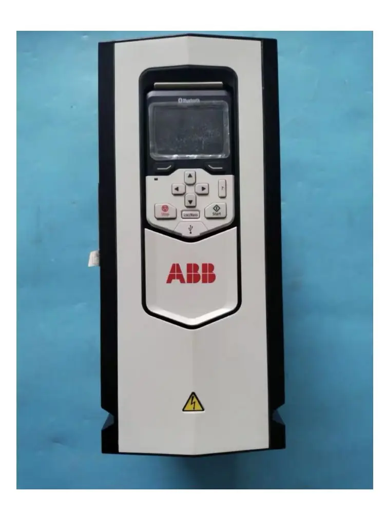 Second-hand    ACS880-01-025A-3    inverter   test  OK     Fast Shipping