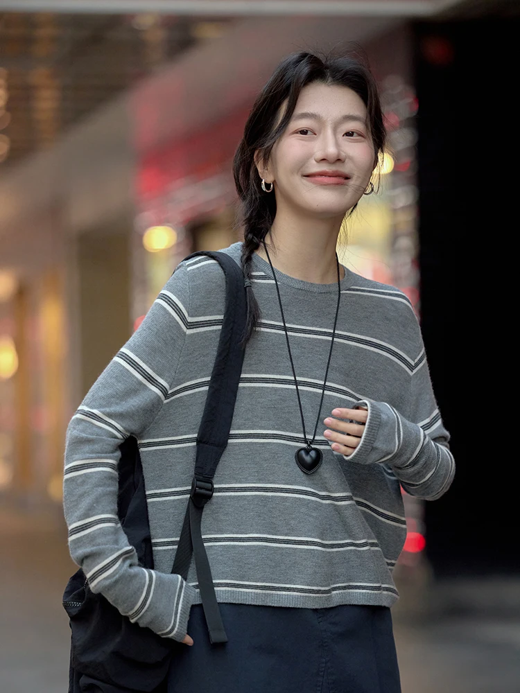 

Женская свободная футболка с длинным рукавом и круглым вырезом в полоску, в корейском стиле, для повседневной носки, модный топ для осеннего сезона