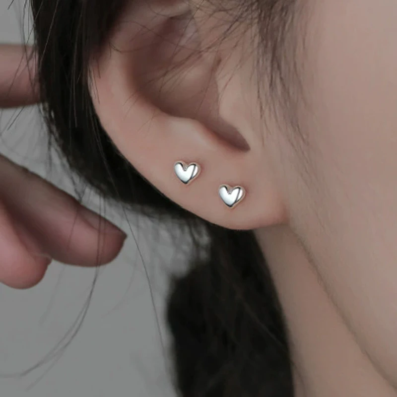 Tiny Metal Heart Stud Earrings for Women Girls Daily Wear Jewelry Simple Golden Silver Color Trendy Cute Geometry Mini Earrings