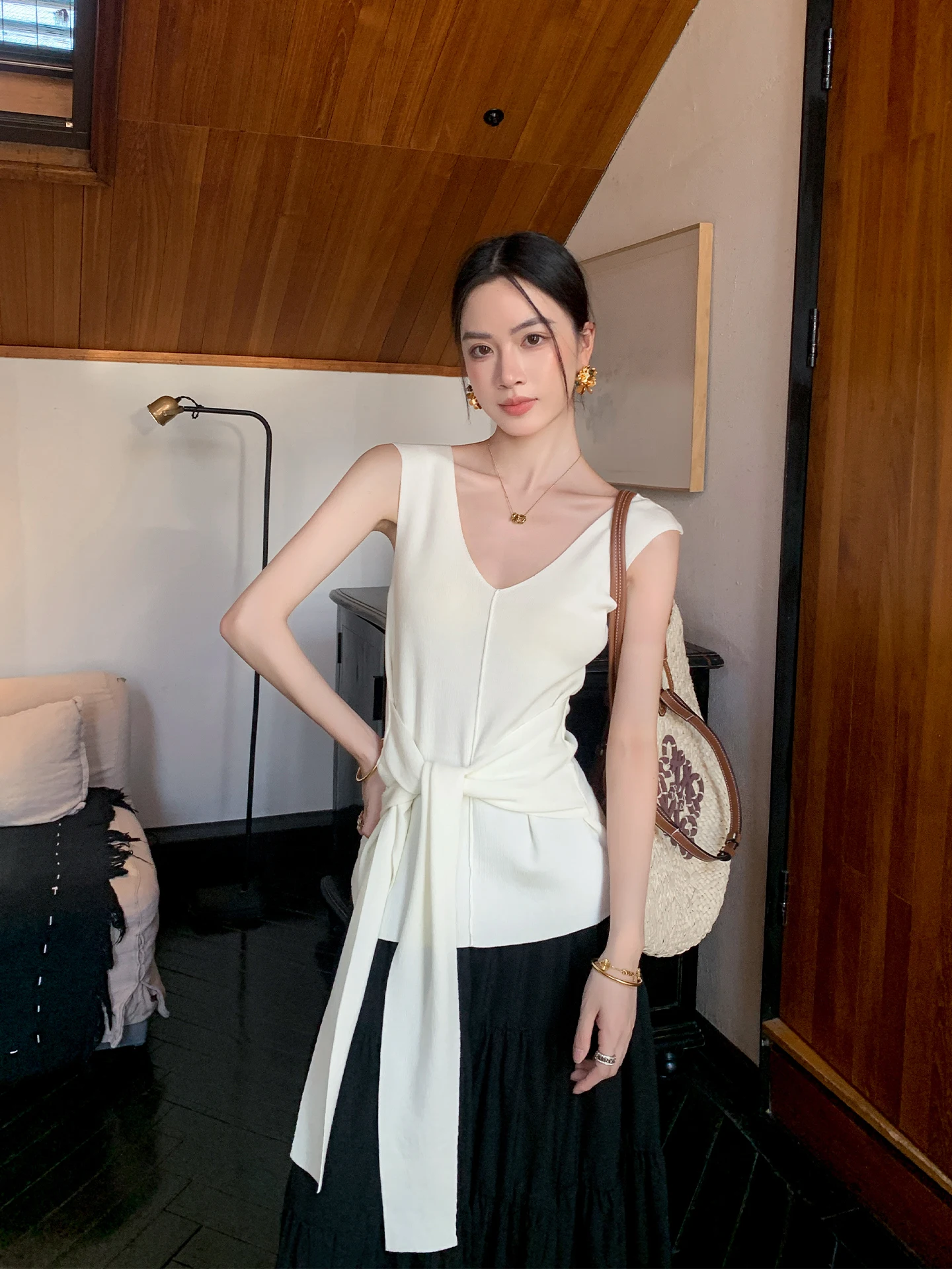 

Binguo Women's Knitted Bandage Design Svel Vest in Light Beige Color Slim Fit Summer Top Faionable Commute Sle