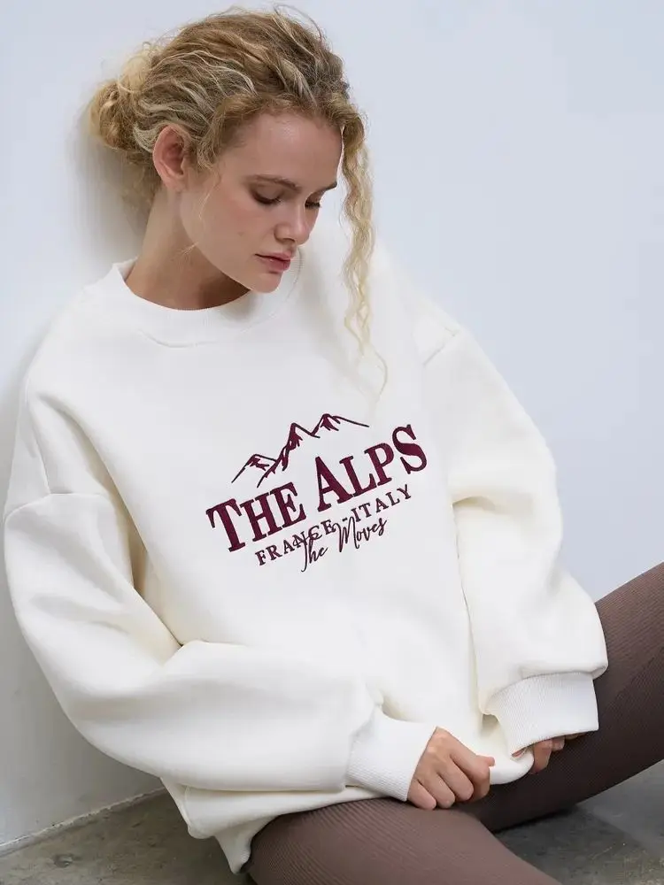 Grube polarowe miękkie bluzy Amerykański styl retro z nadrukiem liter Okrągły dekolt Biała bluza z kapturem Luźna damska bluza na jesień i zimę