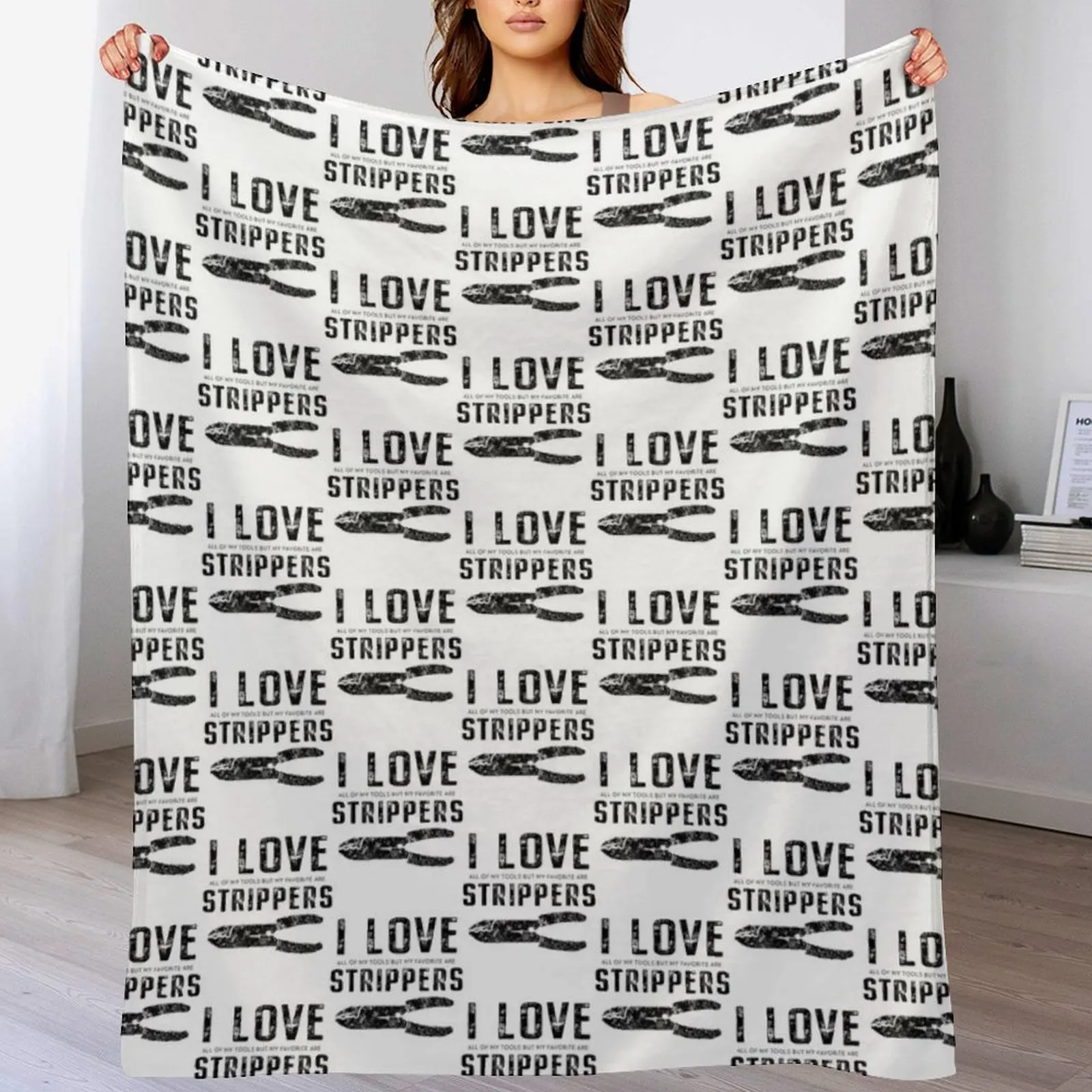 Electrician Shirt IBEW Union Dad T Shirt Retired Master Gift Throw Blanket Ultra Plush Cozy Blanket for Napping Sleeping