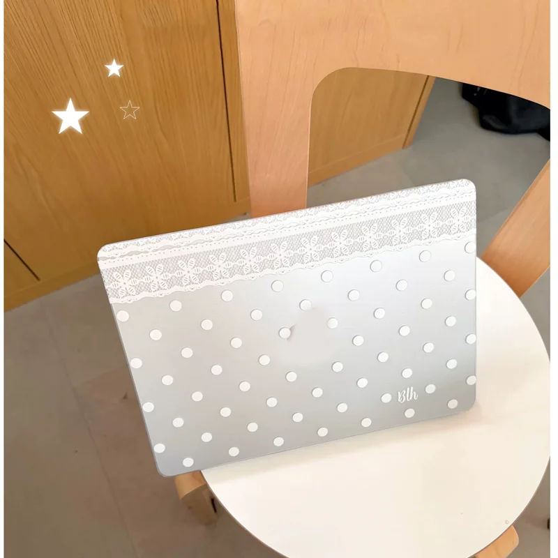 Simple white Lace Flower Laptop case For Macbook Neo13 A3404 New Air Pro 13 14 15 16 M1 M2 M3 M4 M5 Chip Protective Cover