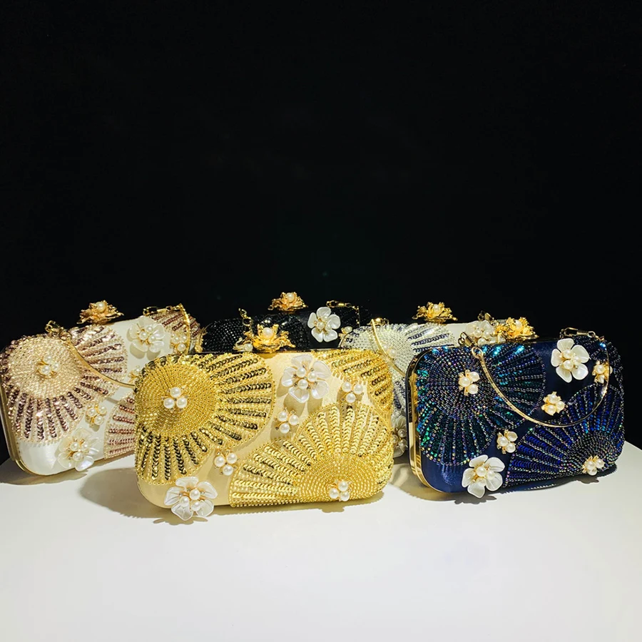 Flower Rhinestones Evening Bags Metal Handle Prom Diamonds Banquet Clutch With Chain Shoulder Handbag Wedding Party Sequined Sac