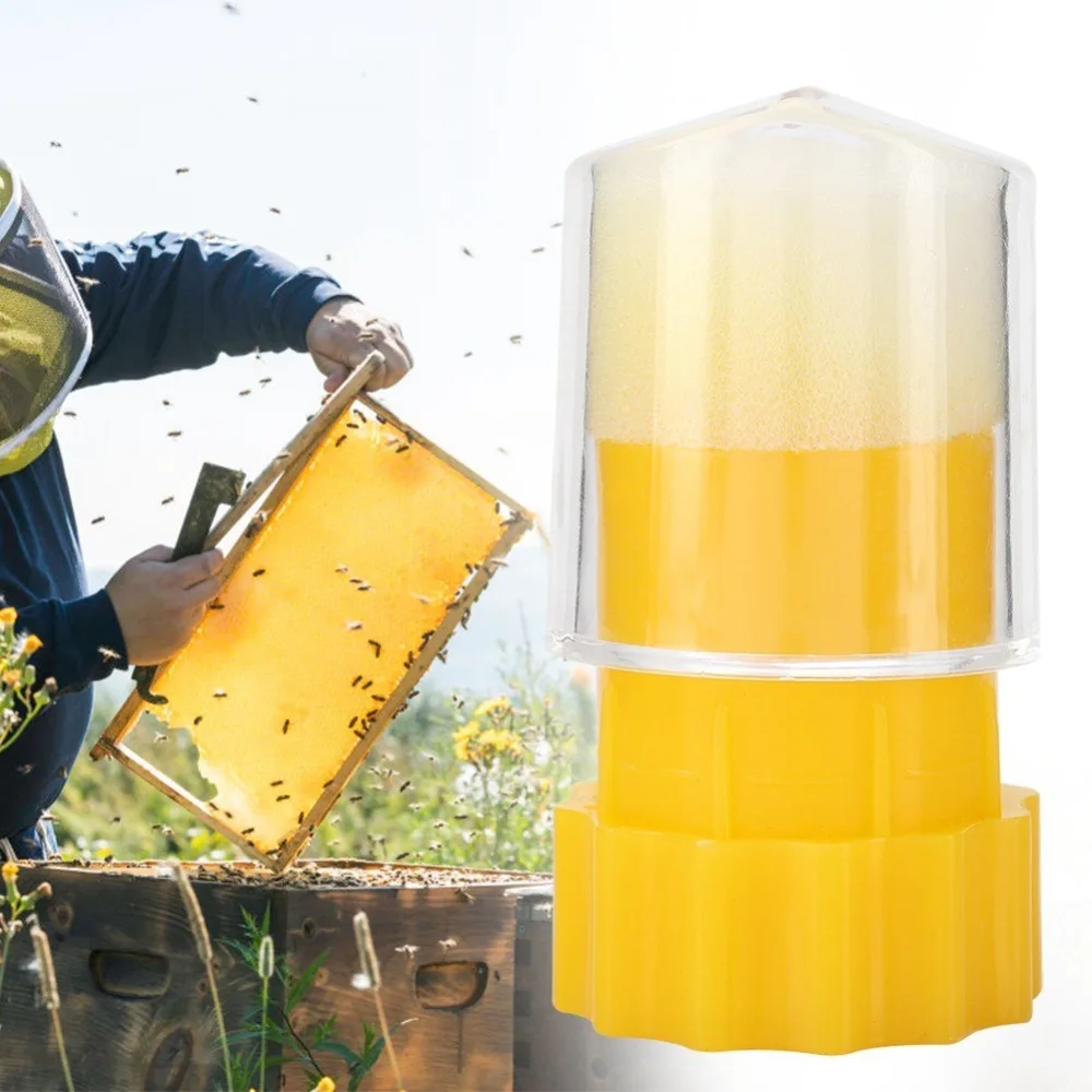 Durable Plastic Queen Bee Marking Catcher Handed with Plunger Bee Marker Bottle Strong Bee Cage For Beekeeper Equipment