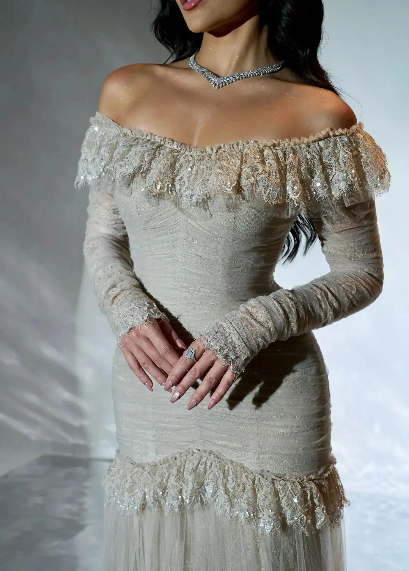 Jirocum 高級アイボリーチュールイ​​ブニングドレス オフショルダー ラッフルビーズレース マーメイドドレス ガラ＆プロム用