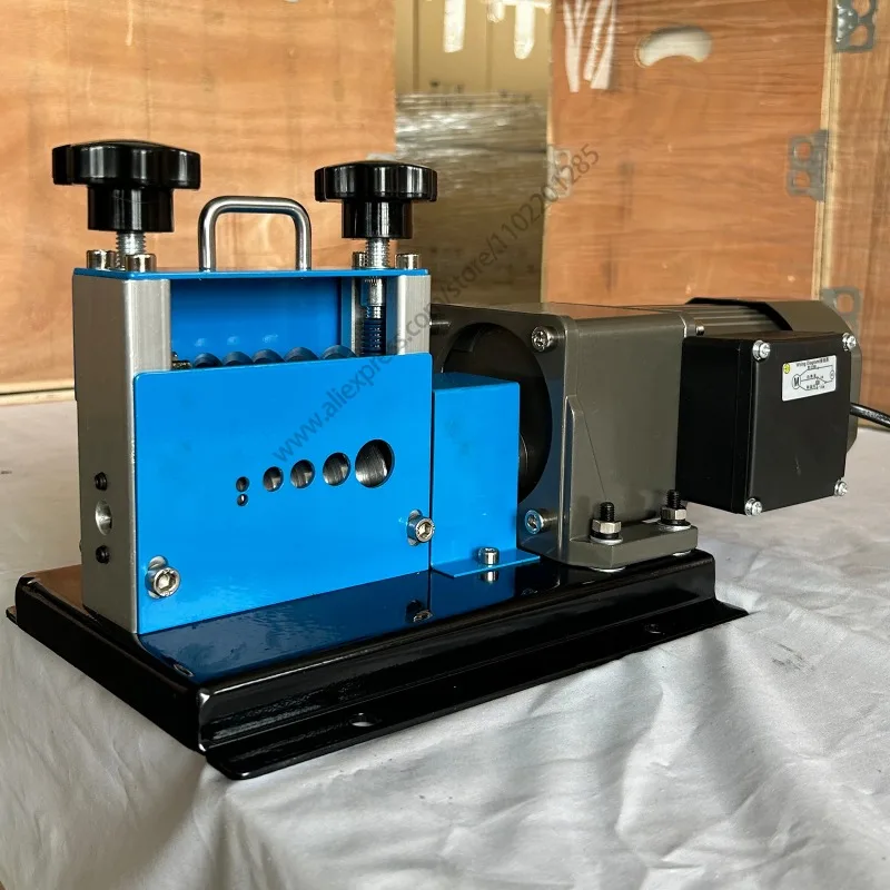 90W Wire Stripper Machine Powered Portable Electric Wire Stripping Machine 1.5- 17mm for Scrap Cable Copper Recycling Peeling