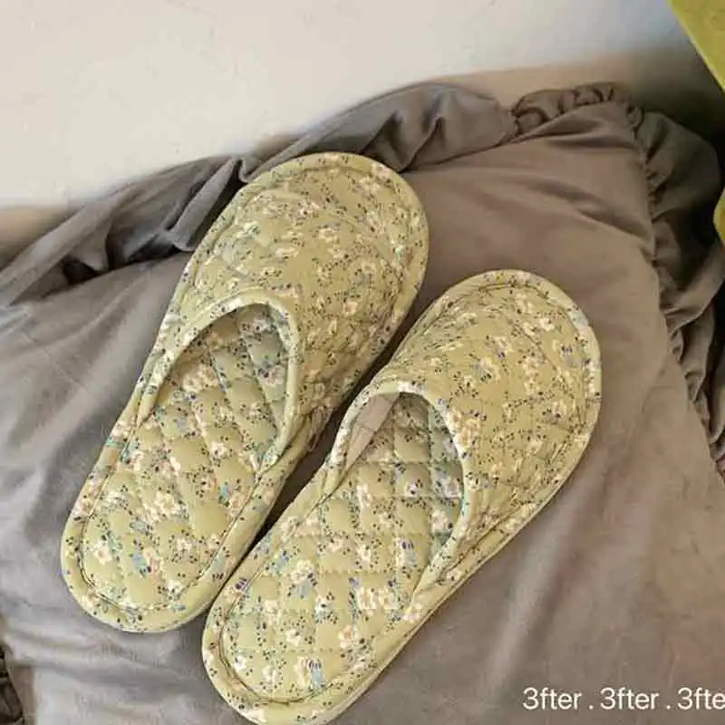 

Breathable Machine Washable Comfortable House Shoes 2025 Fabric Slippers New Three-layer Thick Bottom Home Use Silent Slippers