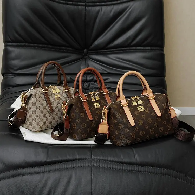 Elegant Vintage Designer Diaper Bags For Women Simple Chic Crossbody Bag Large Capacity Minimalist Leather Tote Bag Stylish