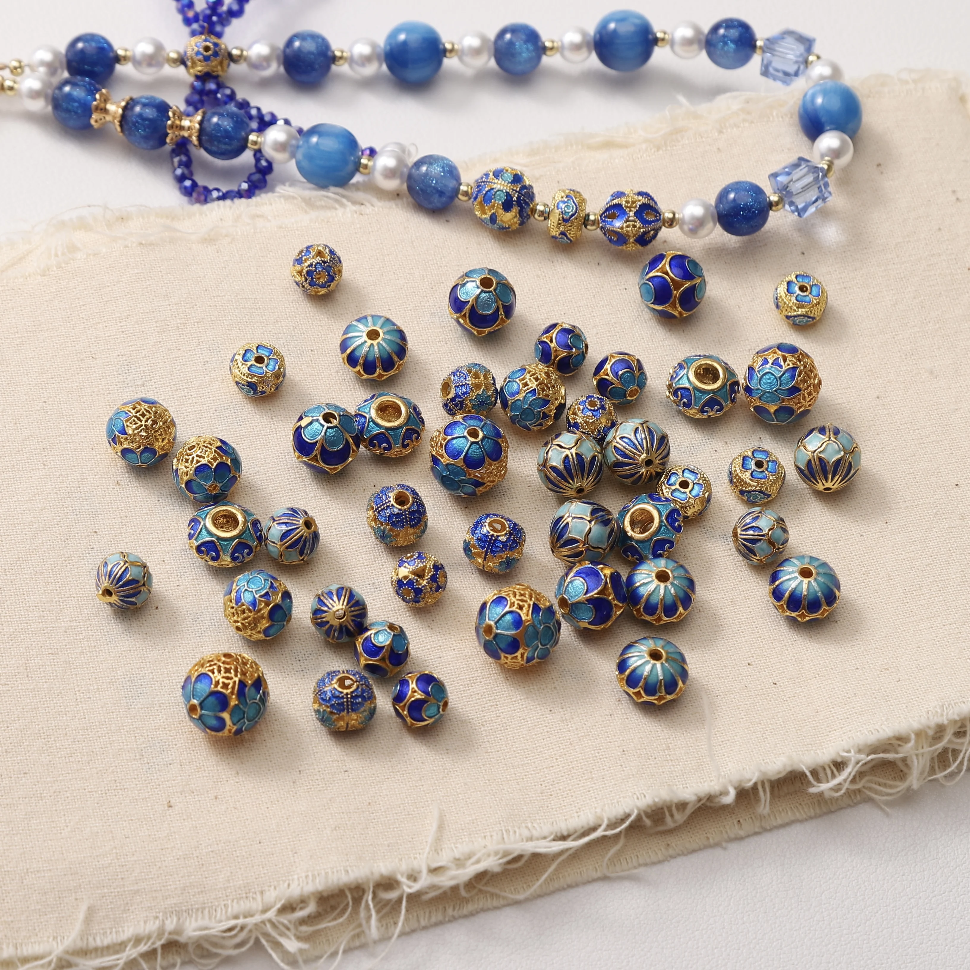 1 ΡΡ./ΠΏΠ°ΠΊΠ΅Ρ, 32 ΡΡΠΈΠ»Ρ, ΡΠ΅ΡΠΈΡ ΡΠΈΠ½Π΅Π³ΠΎ Π·ΠΎΠ»ΠΎΡΠ°, Π±ΡΡΠΈΠ½Ρ-ΡΠ°Π·Π΄Π΅Π»ΠΈΡΠ΅Π»ΠΈ ΠΈΠ· ΡΠΏΠ»Π°Π²Π°, ΠΌΠ΅ΡΠ°Π»Π»ΠΈΡΠ΅ΡΠΊΠΈΠ΅ ΠΏΠΎΠ΄Π²Π΅ΡΠΊΠΈ Π΄Π»Ρ ΡΠ°ΠΌΠΎΡΡΠΎΡΡΠ΅Π»ΡΠ½ΠΎΠ³ΠΎ ΠΈΠ·Π³ΠΎΡΠΎΠ²Π»Π΅Π½ΠΈΡ ΡΠ²Π΅Π»ΠΈΡΠ½ΡΡ
ΠΈΠ·Π΄Π΅Π»ΠΈΠΉ, Π±ΡΠ°ΡΠ»Π΅ΡΡ, ΠΎΠΆΠ΅ΡΠ΅Π»ΡΠ΅, ΡΠ΅ΡΡΠ³ΠΈ, ΡΡΡΠ½ΠΈΡΡΡΠ° 1 ΡΡ./ΠΏΠ°ΠΊΠ΅Ρ, 32 ΡΡΠΈΠ»Ρ, ΡΠ΅ΡΠΈΡ ΡΠΈΠ½Π΅Π³ΠΎ Π·ΠΎΠ»ΠΎΡΠ°, Π±ΡΡΠΈΠ½Ρ-ΡΠ°Π·Π΄Π΅Π»ΠΈΡΠ΅Π»ΠΈ ΠΈΠ· ΡΠΏΠ»Π°Π²Π°, ΠΌΠ΅ΡΠ°Π»Π»ΠΈΡΠ΅ΡΠΊΠΈΠ΅ ΠΏΠΎΠ΄Π²Π΅ΡΠΊΠΈ Π΄Π»Ρ ΡΠ°ΠΌΠΎΡΡΠΎΡΡΠ΅Π»ΡΠ½ΠΎΠ³ΠΎ ΠΈΠ·Π³ΠΎΡΠΎΠ²Π»Π΅Π½ΠΈΡ ΡΠ²Π΅Π»ΠΈΡΠ½ΡΡ
ΠΈΠ·Π΄Π΅Π»ΠΈΠΉ, Π±ΡΠ°ΡΠ»Π΅ΡΡ, ΠΎΠΆΠ΅ΡΠ΅Π»ΡΠ΅, ΡΠ΅ΡΡΠ³ΠΈ, ΡΡΡΠ½ΠΈΡΡΡΠ°