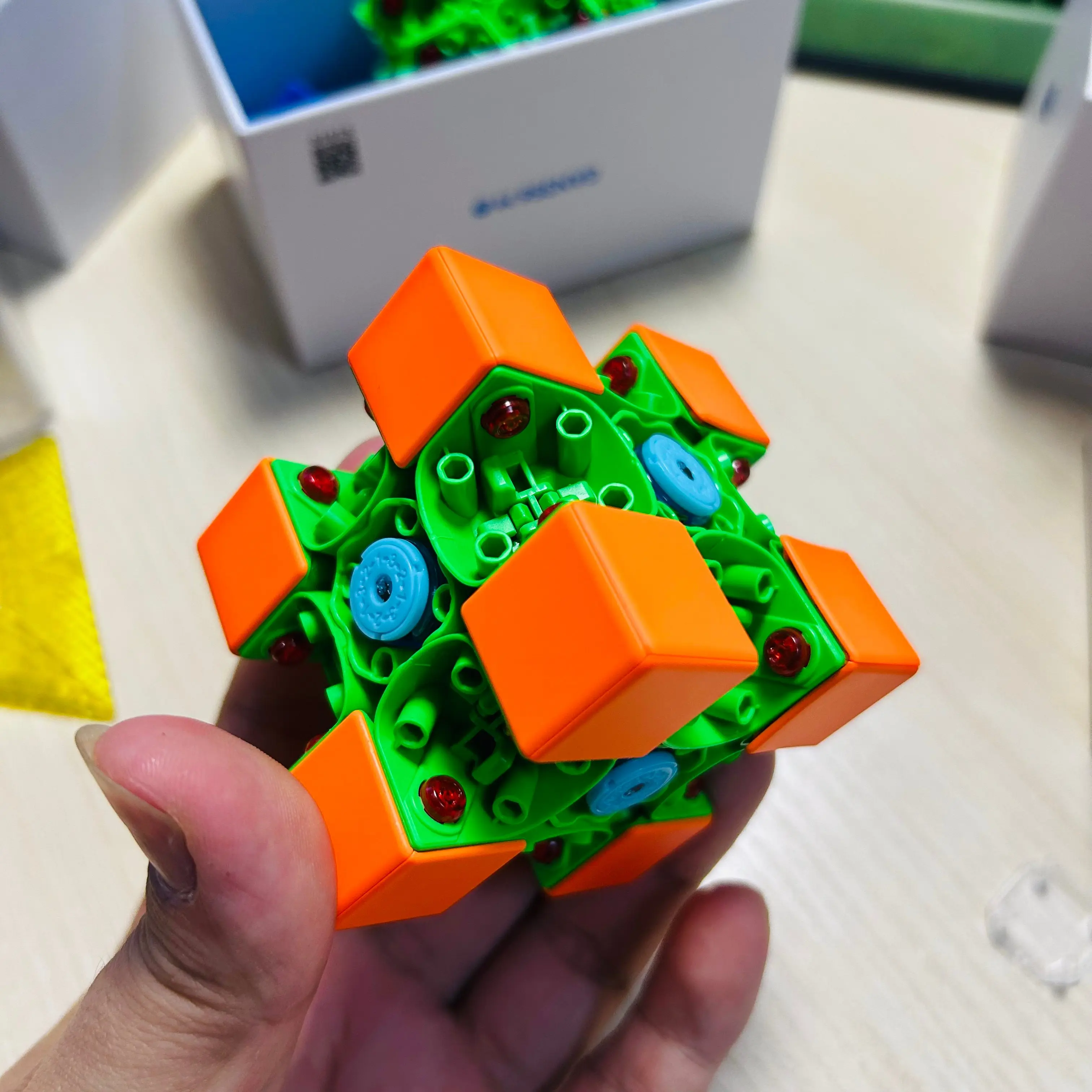 

DIY GAN 356ME 2025 Рождественское издание Gan Cube 3x3 Магнитный магический скоростной куб без наклеек Профессиональные детские игрушки для подарков