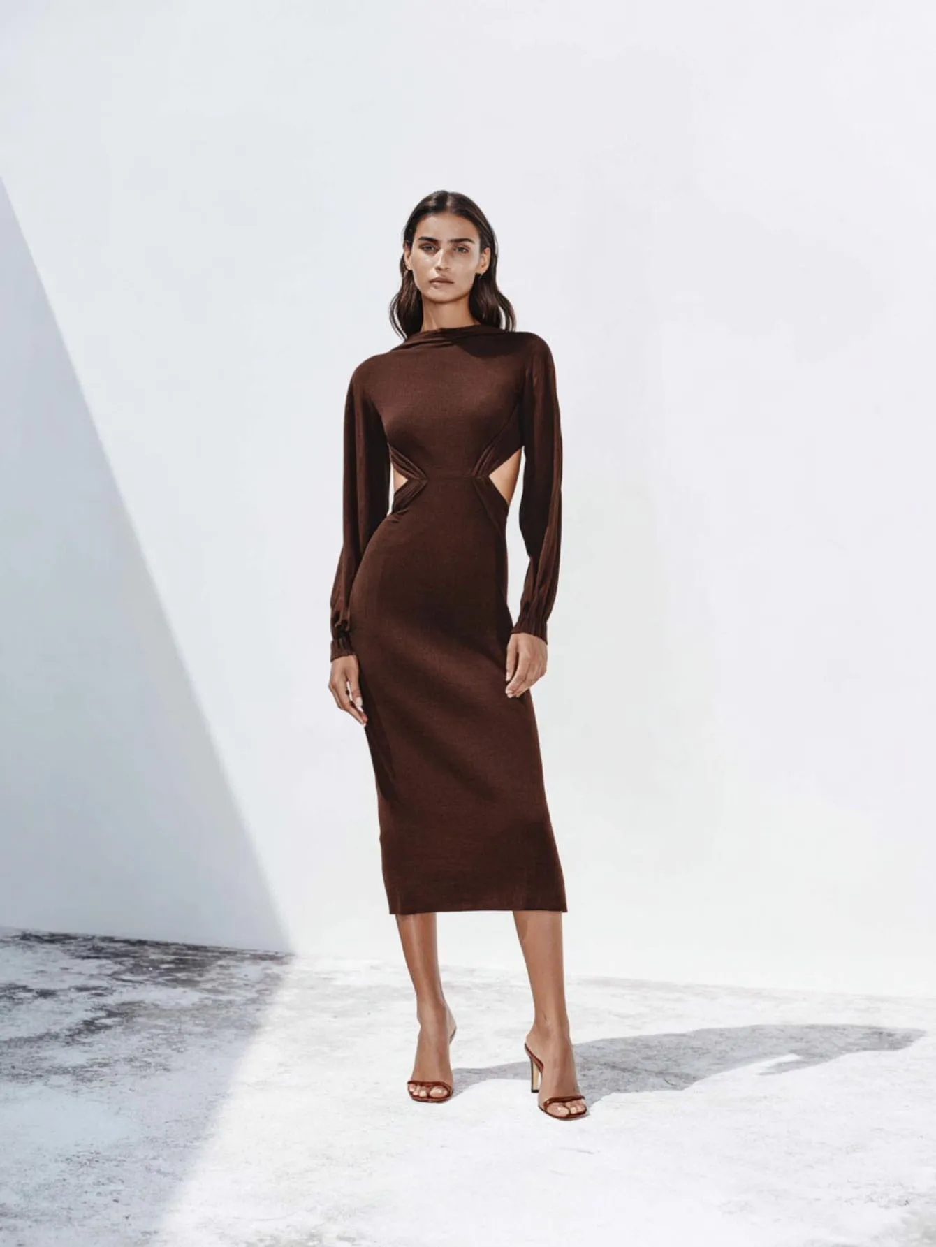 فستان ميدي برقبة على شكل حرف V وأكمام طويلة أنيق للخريف والصيف للنساء فستان بوتيك أنيق بنمط ناضج