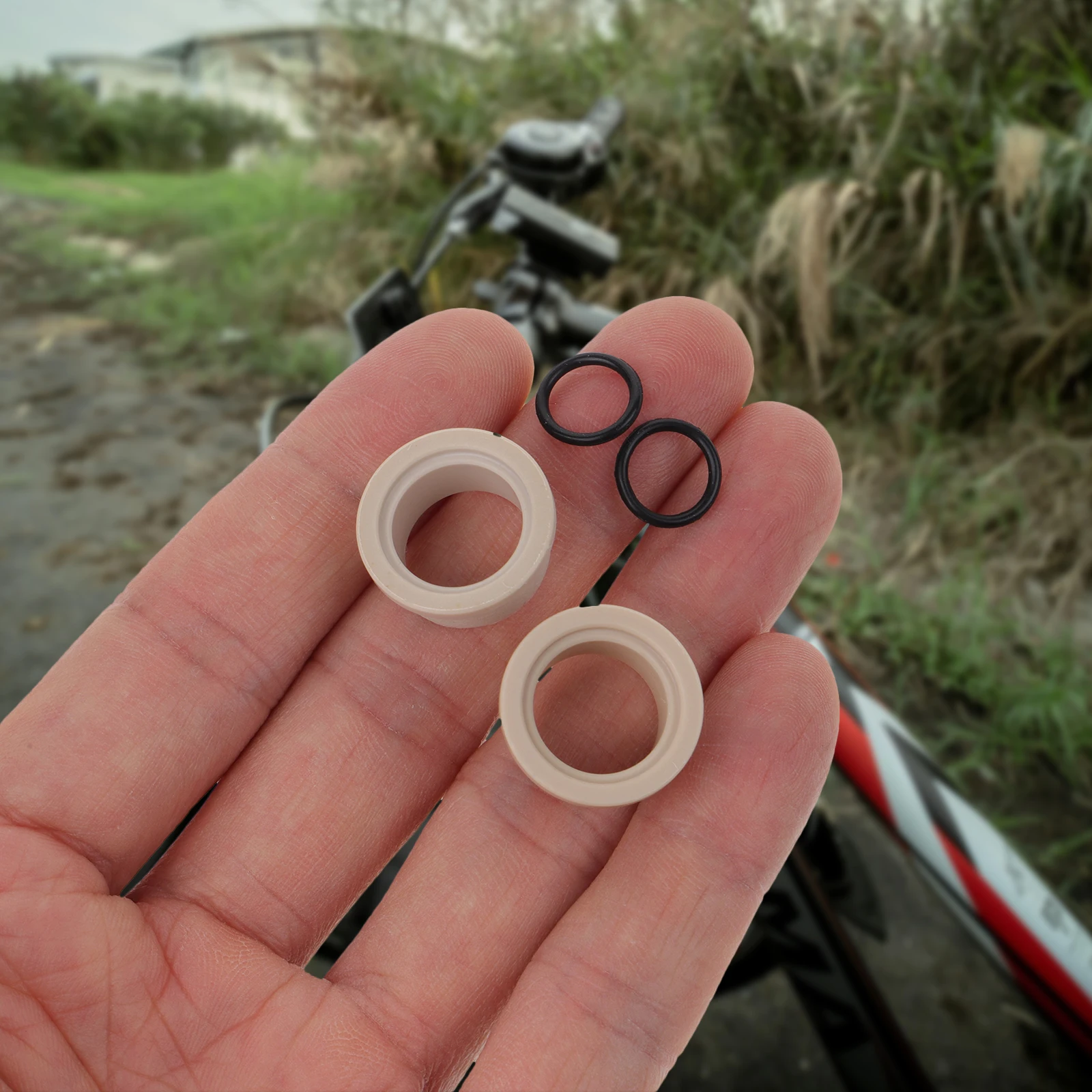 

1Set Rear Shock Absorber Bushing Protector Universal Rubber Ring Bike Rear Buffer Sleeve Cushion Shock Absorbers Pad