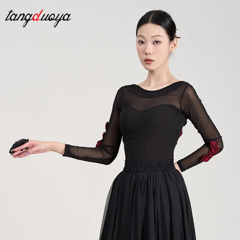 ชุดจั๊มสูทเต้นรำพร้อมแผ่นรองหน้าอกสำหรับผู้หญิง ผ้าตาข่ายโชว์หลัง ชุดเต้นลาตินแขนยาวลายดอกกุหลาบ 3 มิติ เสื้อยืดออกกำลังกายโยคะ เซ็กซี่